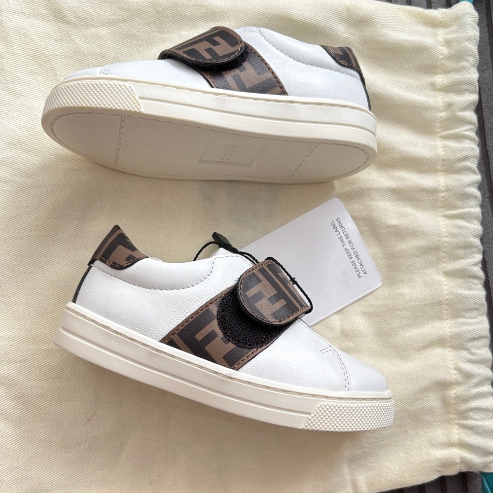 Fendi Kids Sneakers in White with Brown Accents - Picture 5 of 5